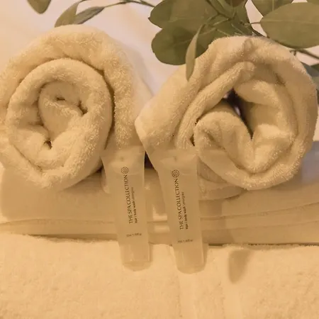 W Free Parking, View & Space Фермерский дом *