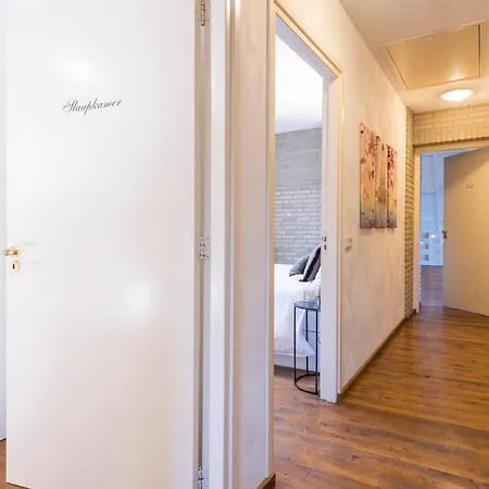 W Free Parking, View & Space *