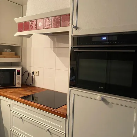 W Free Parking, View & Space Farm stay Boxtel