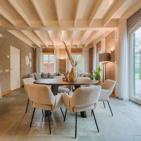 Farm stay W Free Parking, View & Space *